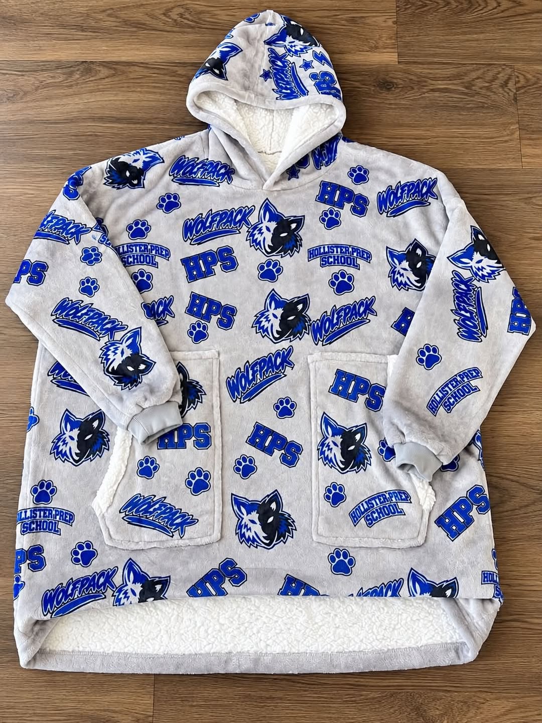 Custom Personalized Snug | Wearable Blanket